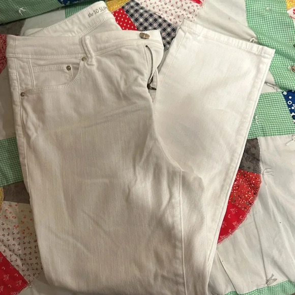 Chicos WOMENS jeans white size 1 STRECHY - Picture 6 of 12